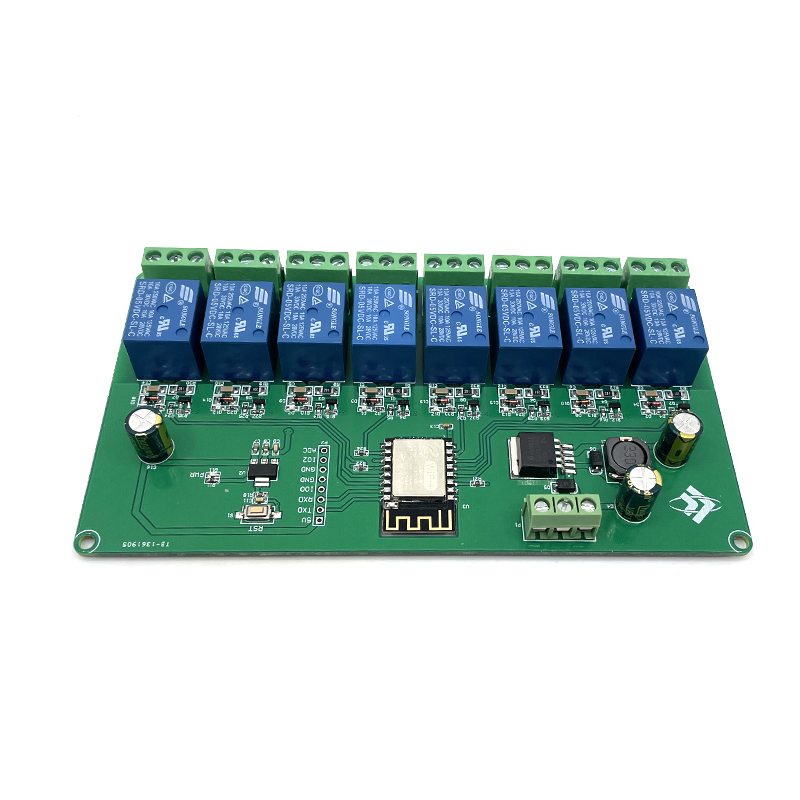 Modulo Relè WIFI a 8 Canali ES - Esp32 Uart Module recensione e prezzo